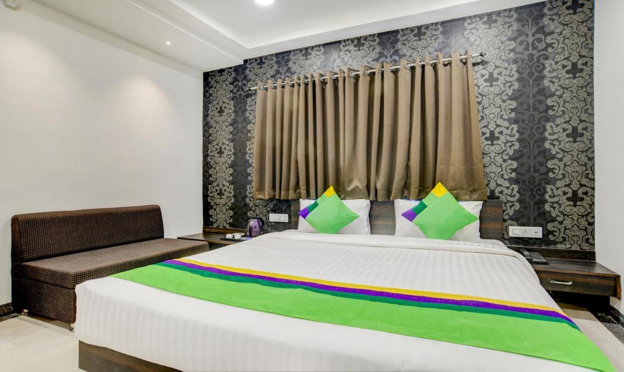 Treebo Grand Euro Pipliyahana Square Indore Exterior photo