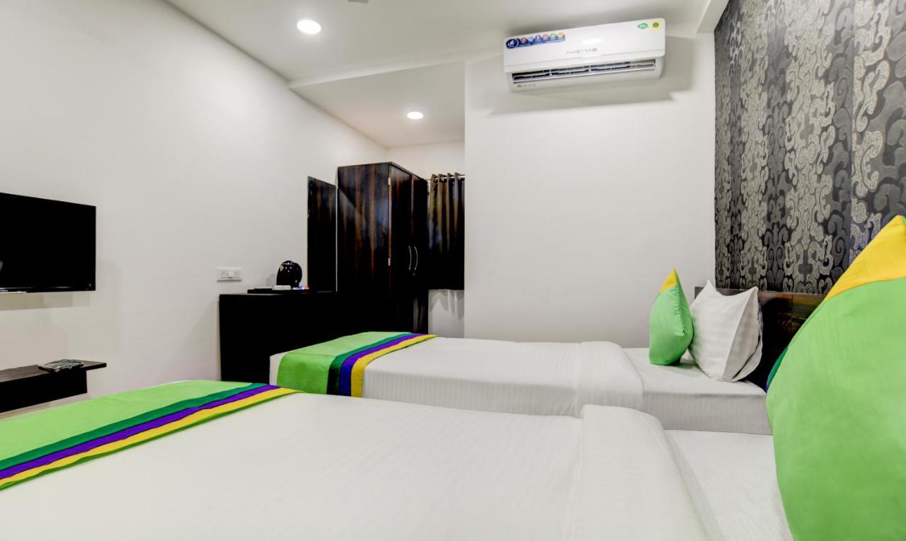 Treebo Grand Euro Pipliyahana Square Indore Exterior photo