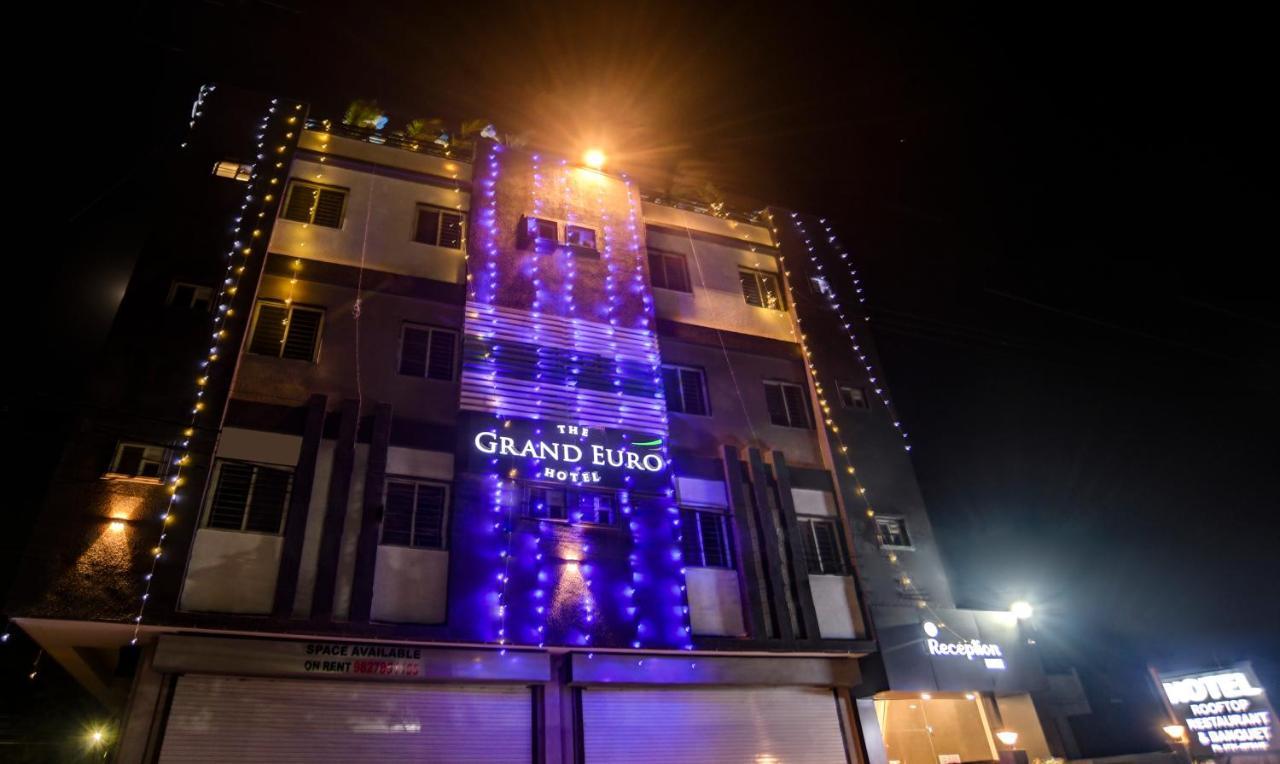 Treebo Grand Euro Pipliyahana Square Indore Exterior photo