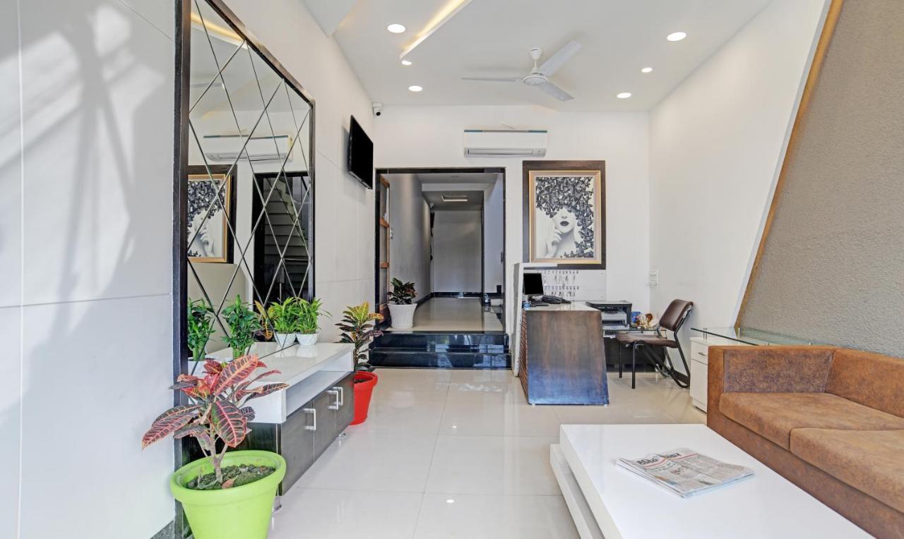 Treebo Grand Euro Pipliyahana Square Indore Exterior photo