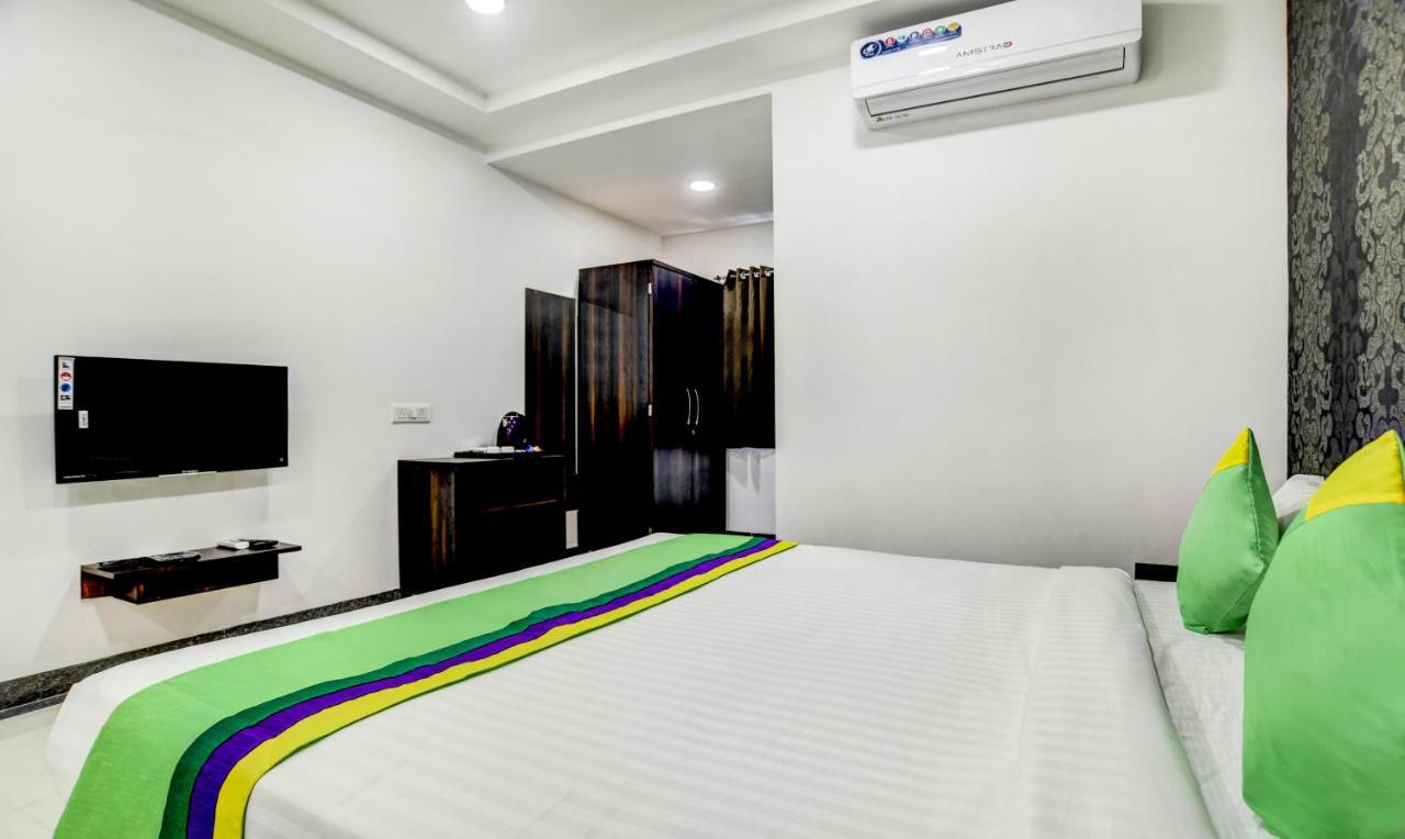 Treebo Grand Euro Pipliyahana Square Indore Exterior photo